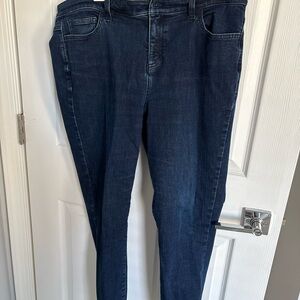 Vineyard Vines Straight Leg Jeans